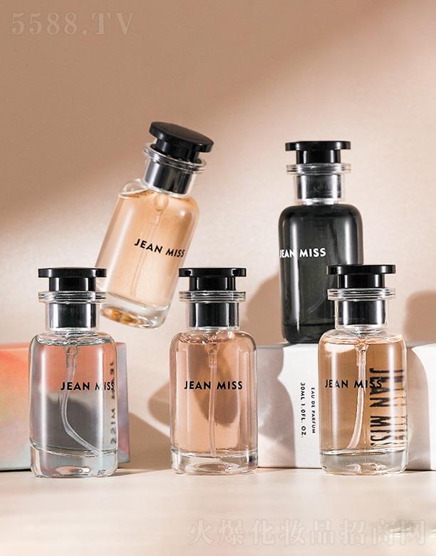 �㽭�G�һ��yƷ���޹�˾��С�����������I��Ůʿ��ˮ