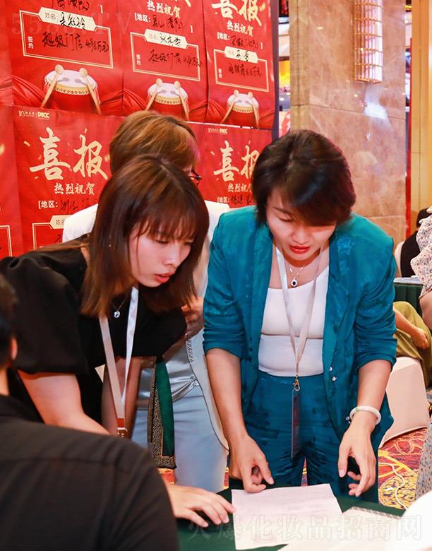 �������t(y��)ˎ����Ƽ�(�K��)���޹�˾��������ȫ�����I(y��)�x�ܴ��(hu��)�F(tu��n)�(du��)���s�F(xi��n)��(ch��ng)