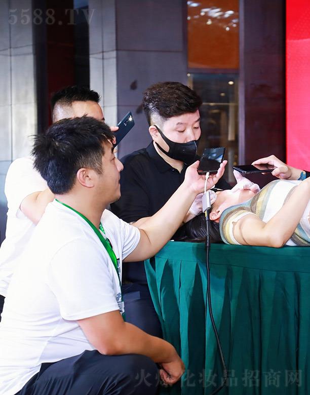 �������t(y��)ˎ����Ƽ�(�K��)���޹�˾��������ȫ�����I(y��)�x�ܴ��(hu��)�F(xi��n)��(ch��ng)����