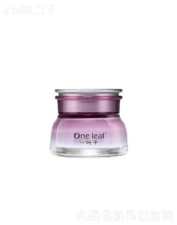 �Ϻ��������yƷ�ɷ����޹�˾��һ�~�Ӿo�¼��w˪