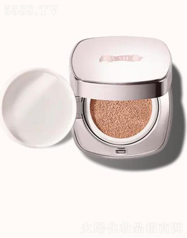 ��Ԋ�m�죨�Ϻ������Q(m��o)���޹�˾�����{(l��n)֮�i�̹⟨׃��|�۵�Һ11̖���ɫ���w���̾`�Ž������