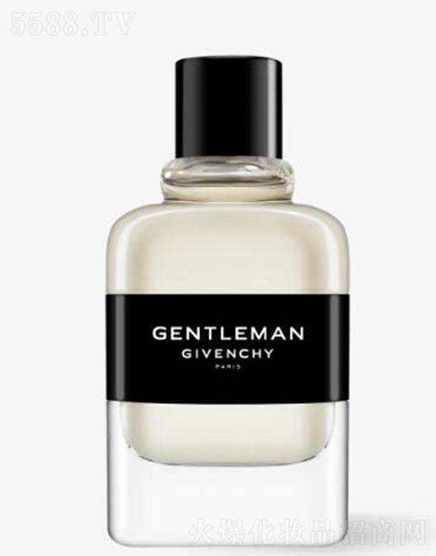 ·����܎��ˮ���yƷ(�Ϻ�)���޹�˾���o(j��)��ϣ��ʿ����ˮ չ�F(xi��n)����?c��)Ტ�?j��)��(x��)ā���ԅs�ָ���đ���b