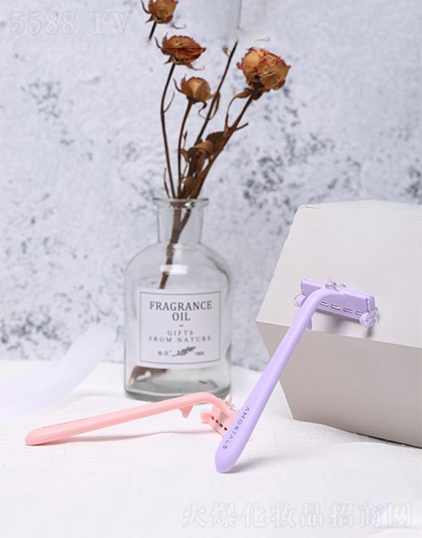 ���հ��Z(y��)Ʒ�ƹ������޹�˾����ľ�ѹ�ë��  ���^�h��