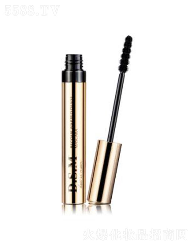 �V����ɫ���yƷ���޹�˾��D.S.M��z�������w�L(zh��ng)��ë�� �o(h��)�yһ����־ÊyЧ