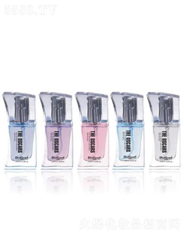 �Ռ��мΌ����û������޹�˾����˹����W˹��&�ǹ�֮�s