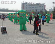 Ӣ������ľGɫ��ͨ��ģ����