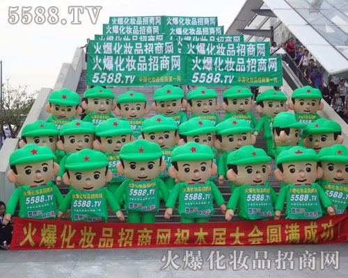 �𱬾Gɫ܊�b��ͨ��ģ��龫�񶶔\