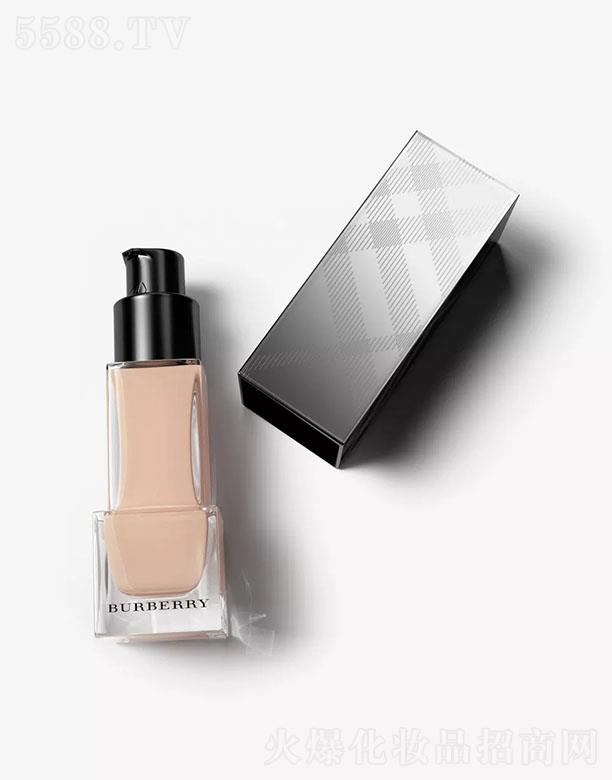 �������z��������ʷ۵�Һ SPF 15 PA+++ �C Ӣ���״� 11 ̖(h��o) ���w�־óʬF(xi��n)����(r��n)�⻬