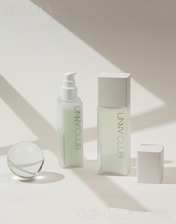 ���˿�����ˬ�׺�ӯ͸�̝��׺�  �aˮ����