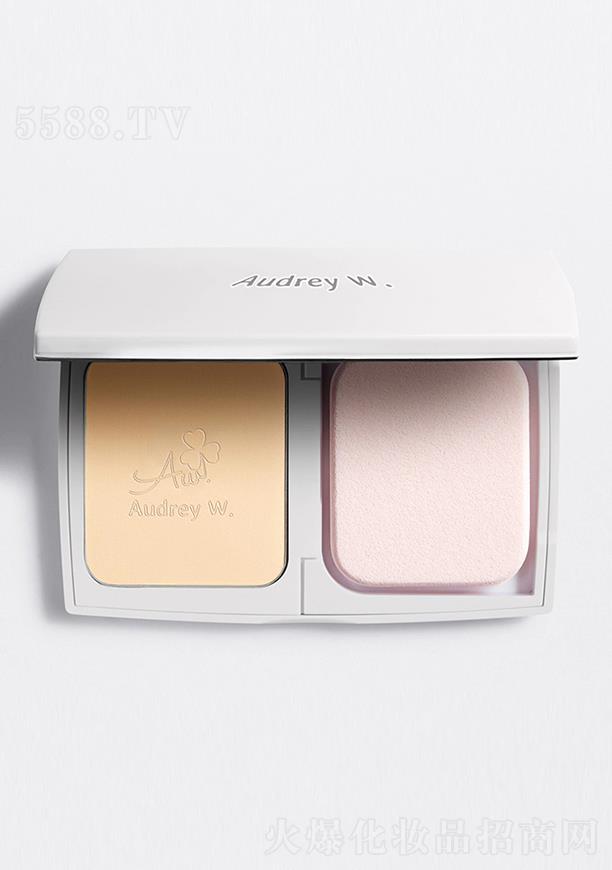 �W������