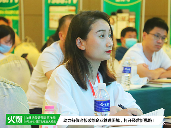 �����y�����������Ծ֣���������ģʽ����¶�ИI(y��)����ʹ�c���ṩϵ�y(t��ng)���̷�����