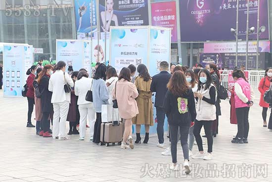 ����ʢ�����س��������44�óɶ����I(y��)���[��ʢ���_Ļ