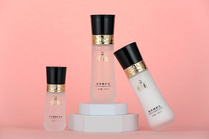 恒毅草本修護(hù)套盒 恒毅草本修護(hù)套盒