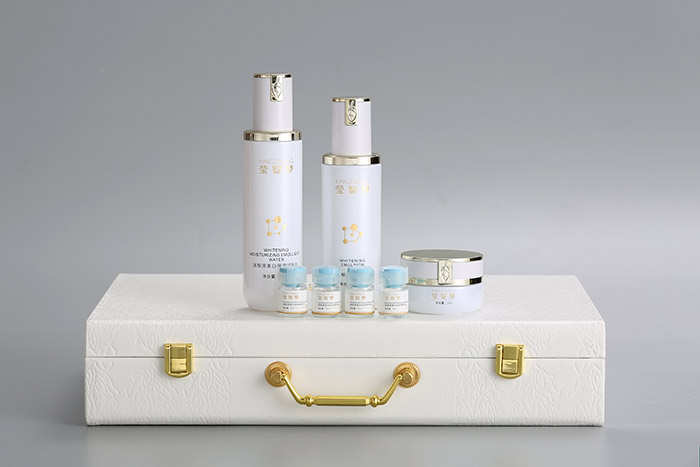 瑩智夢潤根源美白祛斑套 瑩智夢潤根源美白祛斑套