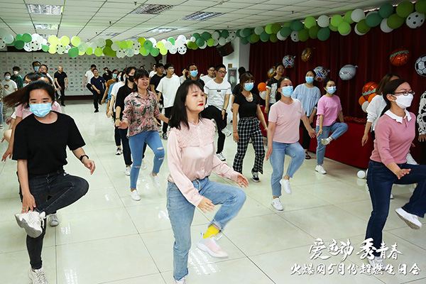 �\�ӽ≺����ӵ������𱬾W(w��ng)�����\�� ���ഺ��5���\�����Օ��A�M�e�k