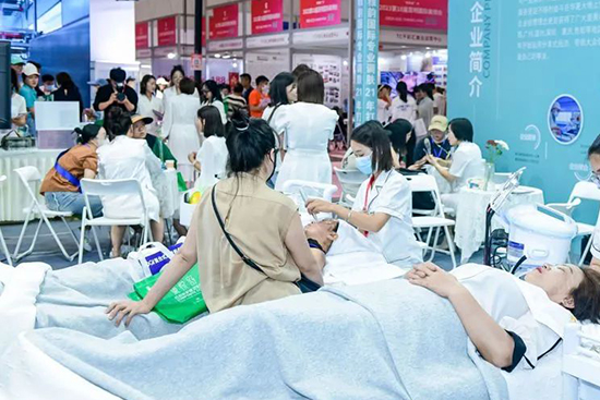 ��18��������(gu��)�H���I(y��)���[��(hu��)�A�M��Ļ