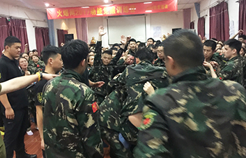 �U���ٸߣ��߲��^�҂��Ķ�־��