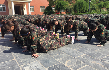 Ӣ���Sˬ���]�гC��������ֻ�Јԏ���