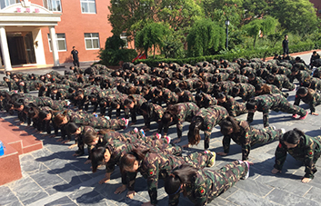 �ߜ��˿������������I���Գֲ��ŗ���