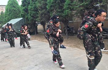 ���ڮ�������ϧ���£����ڮ���