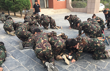 ����һ��һ��������Щ���Ӳ�����