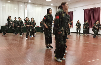 �����X�ѡ��Ʊ��O�����@һ·�҂��A��Ư����