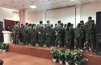 ����������һ���x�����㶼Ҫ�ٷְوԳ���