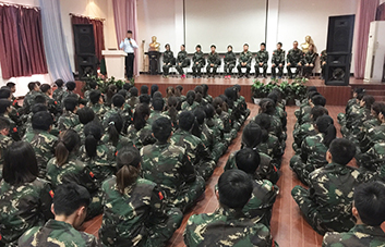 �����ӡ�����(zh��n)��������飬�I(l��ng)��(d��o)������չʾ��