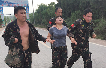 15����ͽ��ĥ�Z���𱬾W(w��ng)�T�;�Ӣ�F����O����