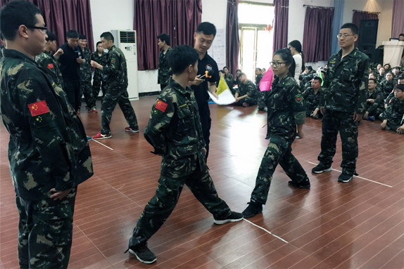 ����ʯ�^��������ݔ�A�s�ڏ�ָ�g��