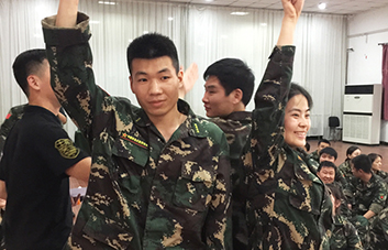 �\�I�ᢷ��ɛQ��ǧ��������ؠ��������A������