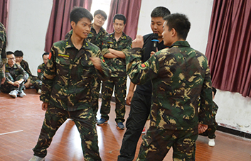 �A�ܣ�����˼�S����������(y��ng)�ٶ����l(f��)չ���ن���������